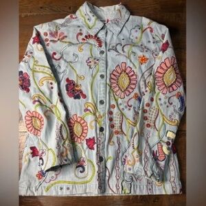 Floral Embroidered Women's Jean Jacket